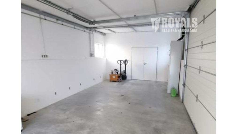 Variabilný, zateplený, vykurovaný skladový priestor so sociálnym zázemím, Koniarovce, Nitra