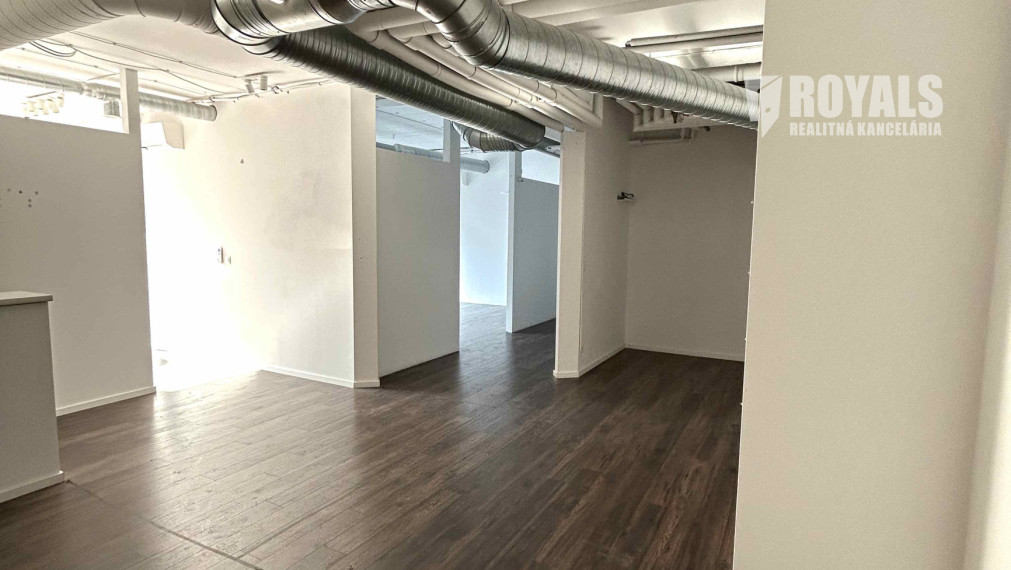 VIDITEĽNÝ SHOWROOM NA ŠANCOVEJ | 190 m² | VEĽKÝ VÝKLAD | PARKOVANIE