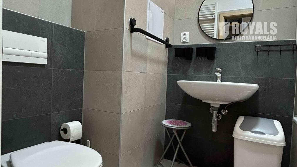 Kompletne zariadený 2i byt s balkónom a garážovým státím, novostavba, prenájom, Ivánka pri Dunaji