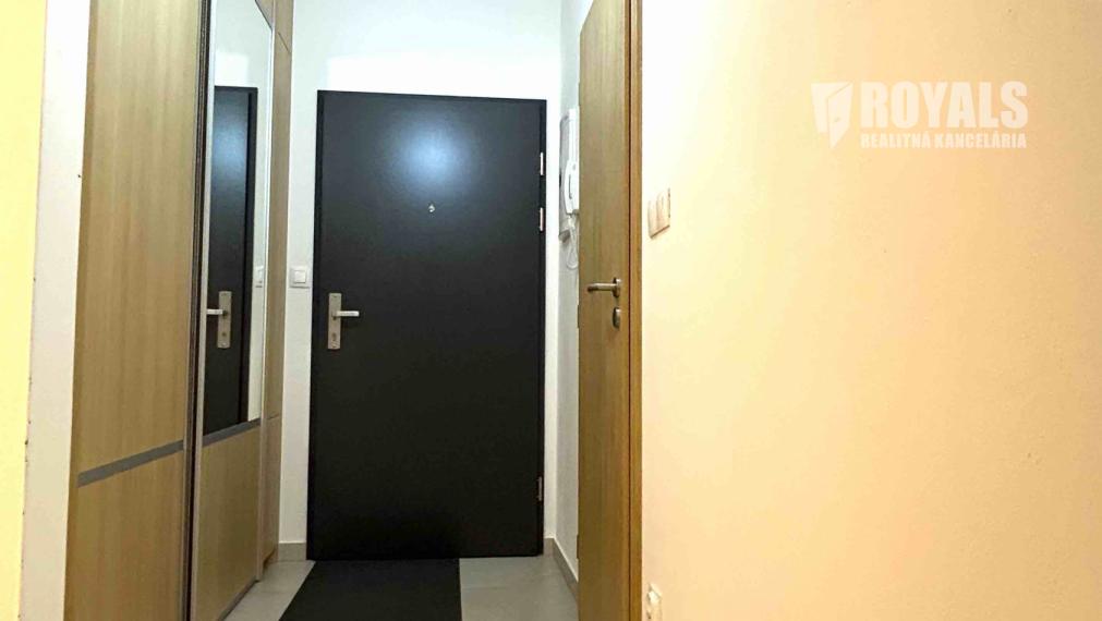 Kompletne zariadený 2i byt s balkónom a garážovým státím, novostavba, prenájom, Ivánka pri Dunaji