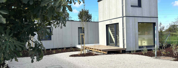 Rodinný dom s ateliérom, investícia, bývanie a podnikanie pod jednou strechou, Rusovce