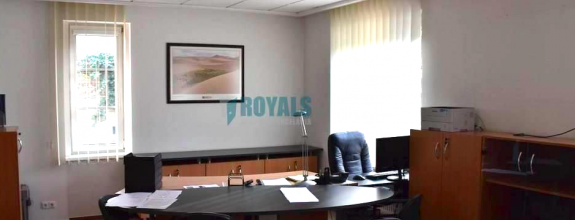 Dvojkancelária na prízemí (40,5 m2) na prenájom v susedstve Centrálu, Vajnorská ulica