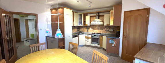 4i mezonet na prenájom, loggia, terasa, garáž pre 2 autá, Bratislava - Záhorská Bystrica