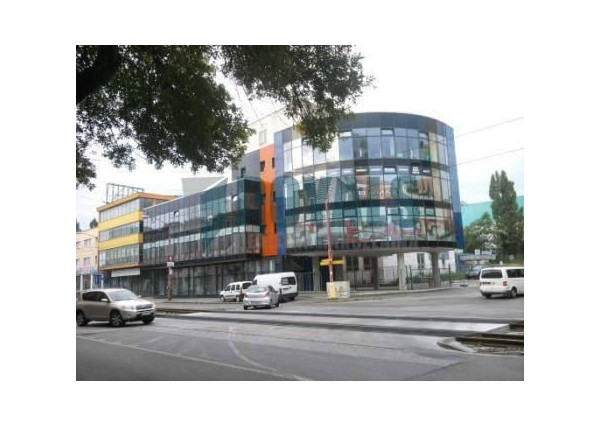 Kancelárske priestory, Račianska ulica, VÝBORNÁ POLOHA