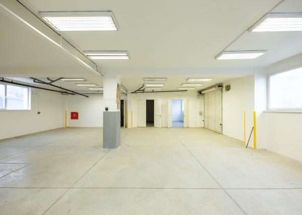 Kancelárske a skladové priestory na prenájom, Vajnorská ulica, Bratislava