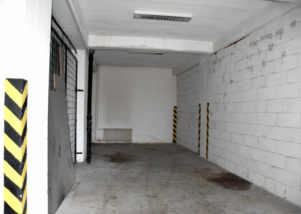 Vykurovaný malý sklad s rampou, predaj, Devínska Nová Ves