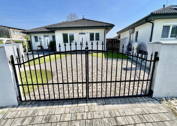 3izbový rodinný dom na prenájom s veľkou podzemnou pivnicou v Malinove