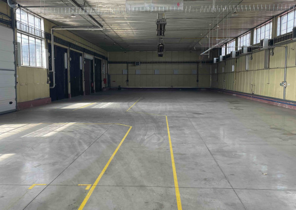 Výrobná/skladová hala na prenájom, spevnené plochy, Senec