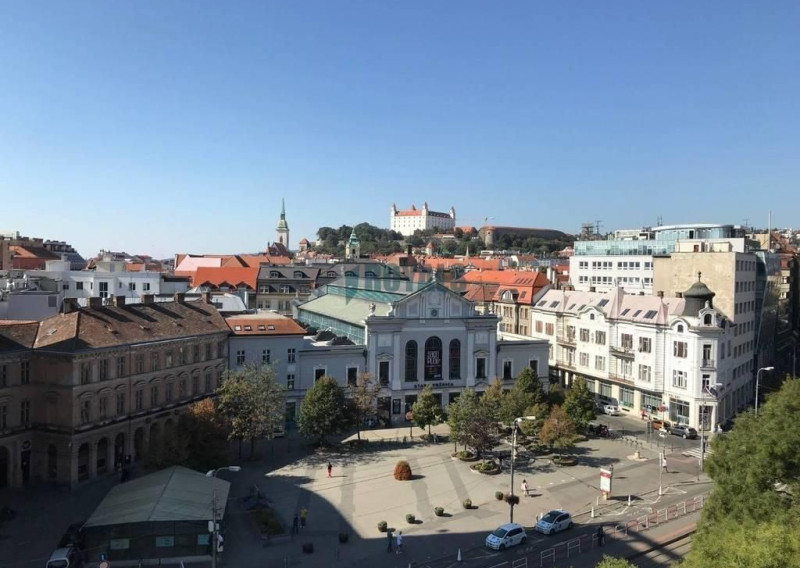 Kancelárske priestory Námestie SNP